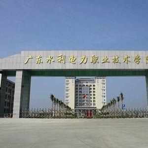 2020湖南高考文科355分可以報什么大學 355分左右的大學推薦